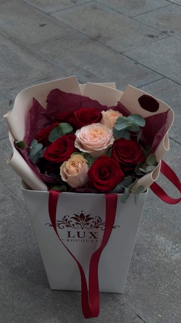 Lux Bouquet Baku