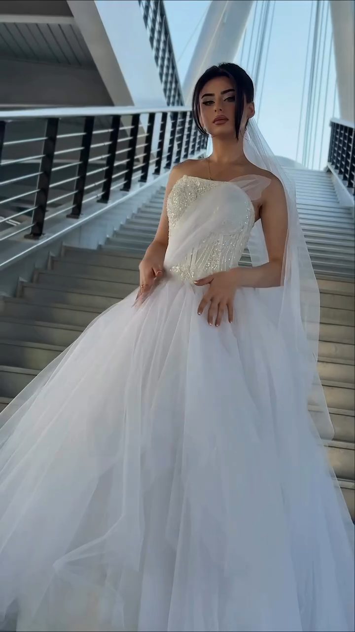 Elysia.Bridal