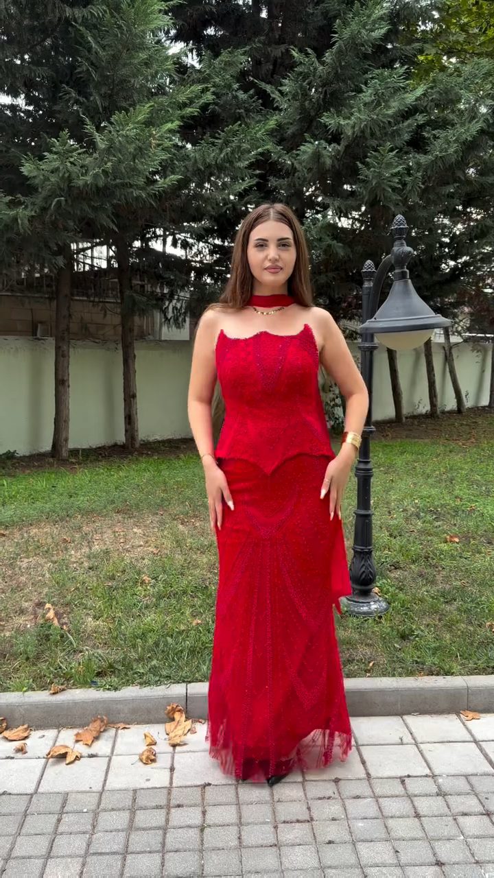 Manolya Ziyafət Geyimləri