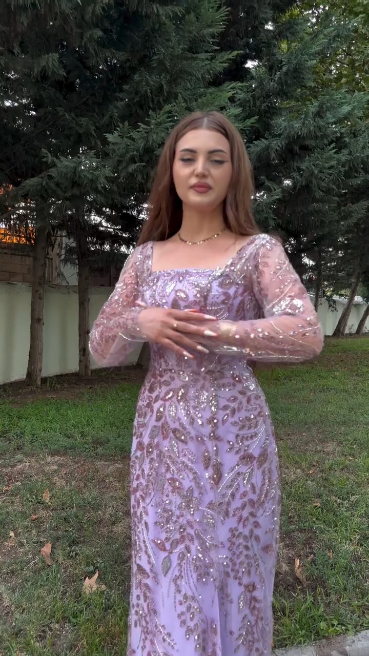 Manolya Ziyafət Geyimləri
