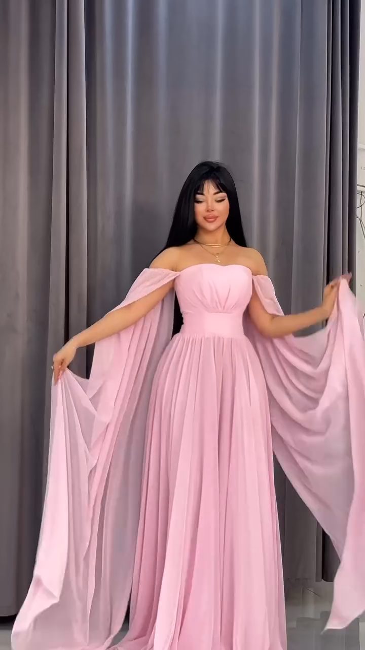 Manolya Ziyafət Geyimləri