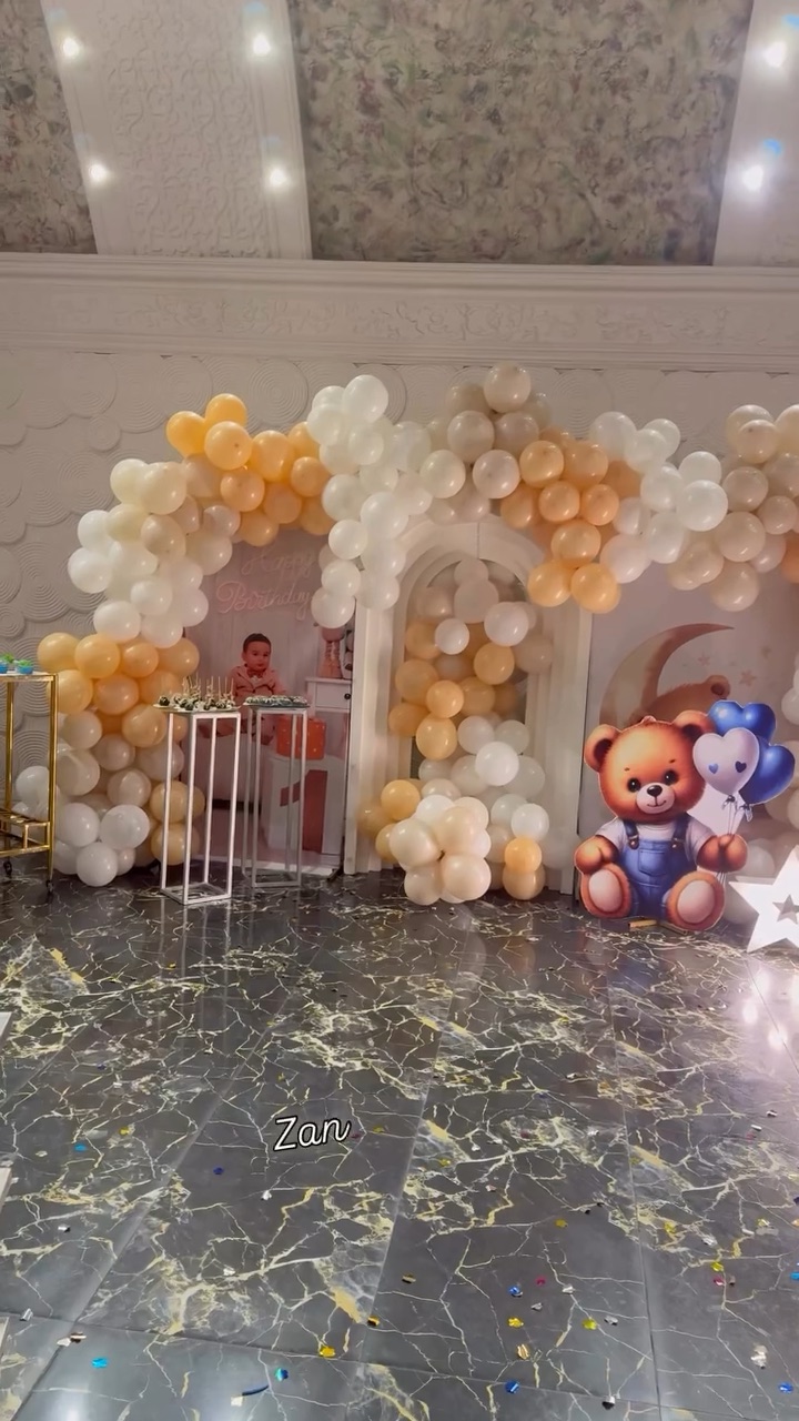 Zanbaq Decor