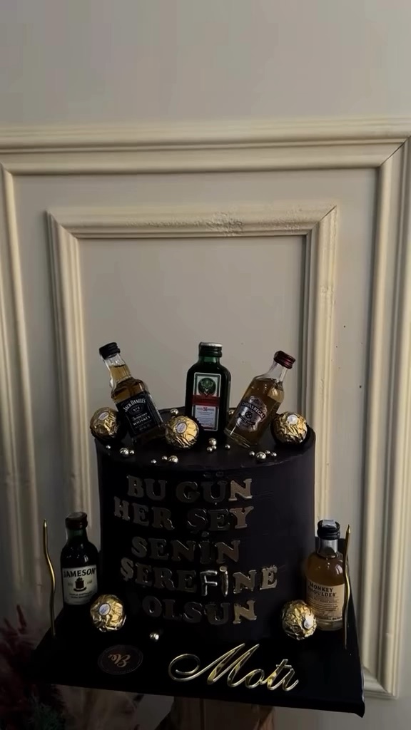 Bal Bekmez Cake