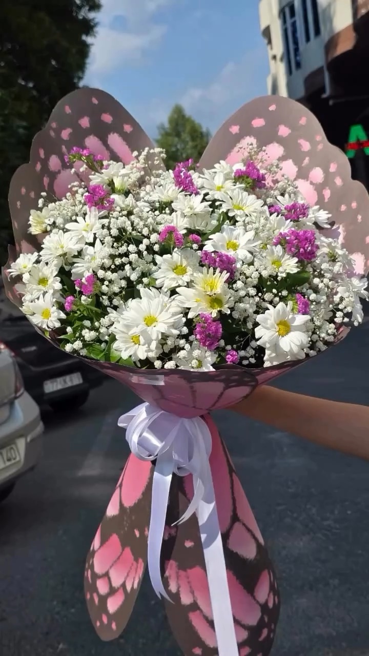 Qəbələ Gül Buketləri