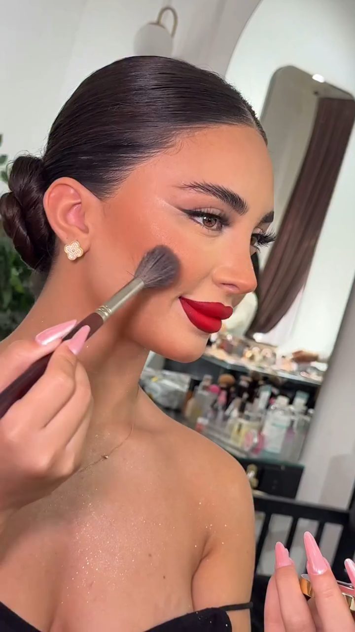 Soli Make Up