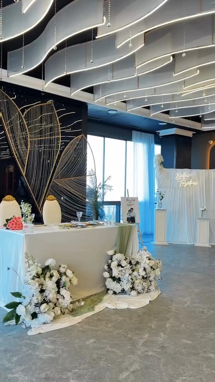 Moon Crown Baku