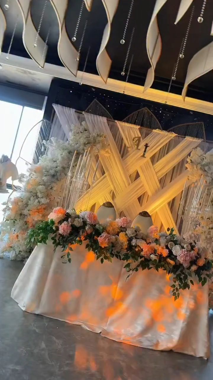Moon Crown Baku