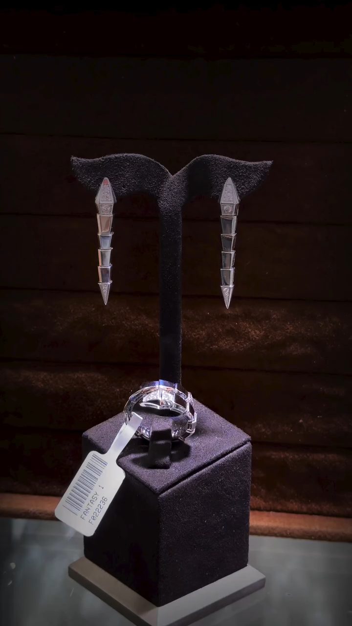 Fantasy Jewellery 1