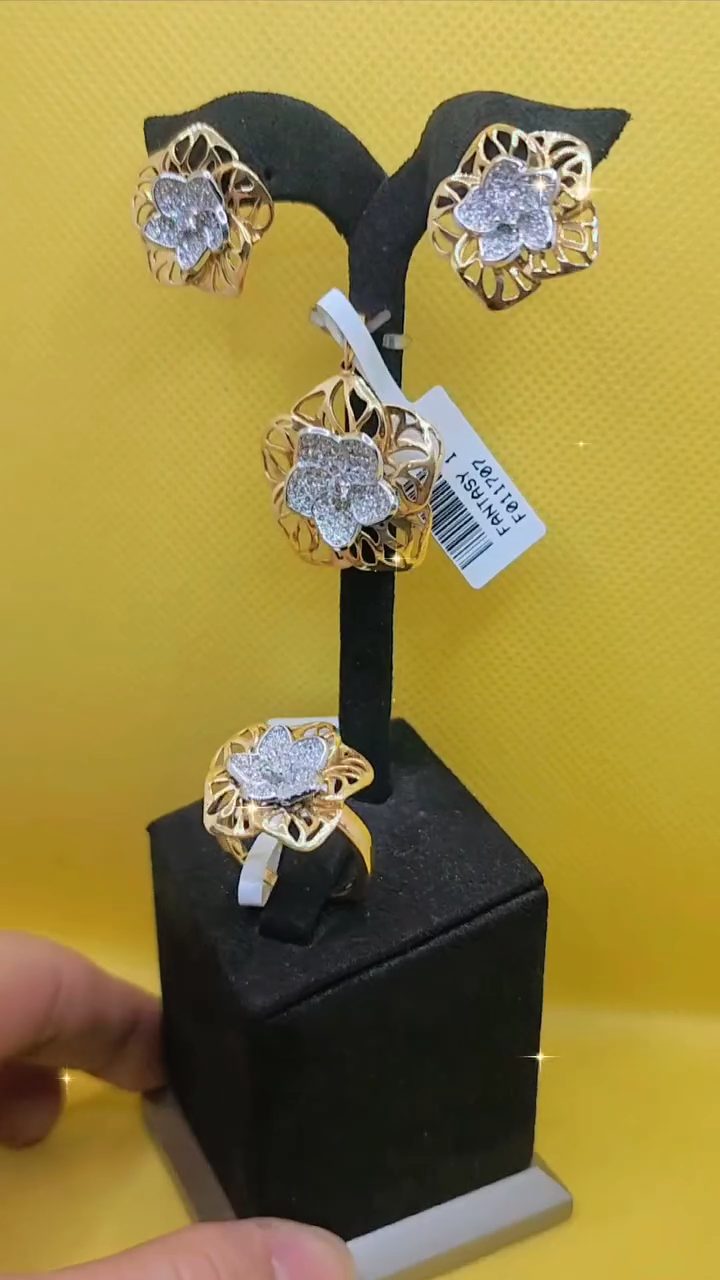 Fantasy Jewellery 1
