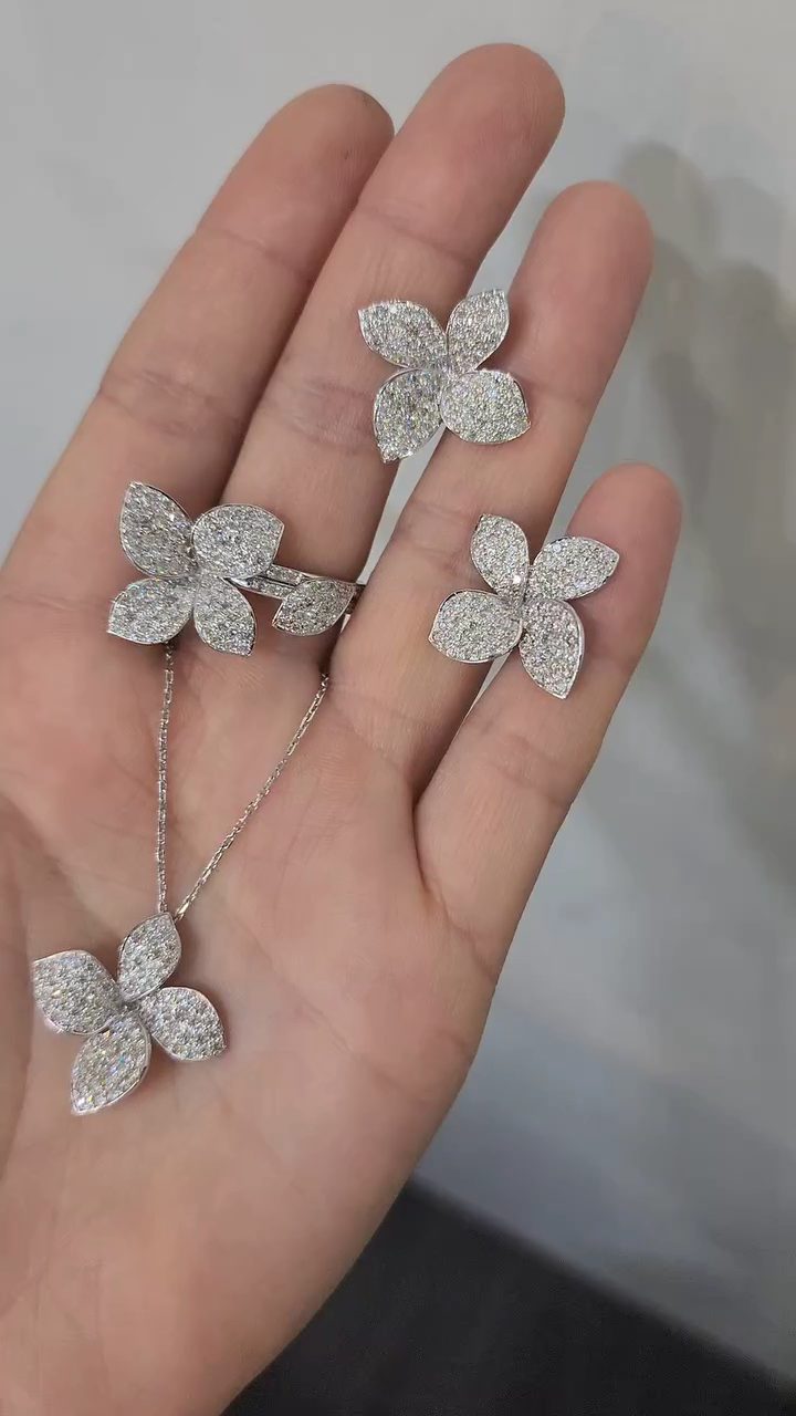 Fantasy Jewellery 1