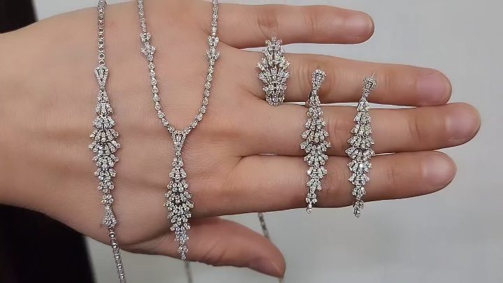 Fantasy Jewellery 1