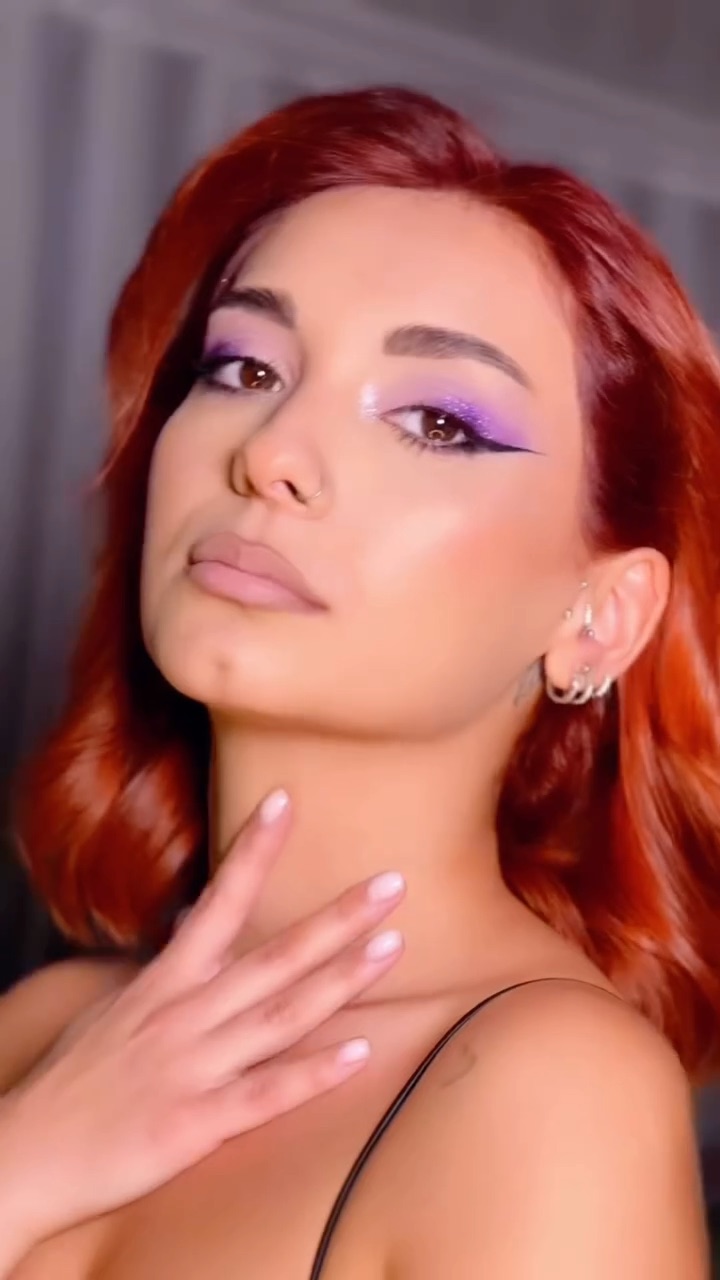 Make Up Ayna