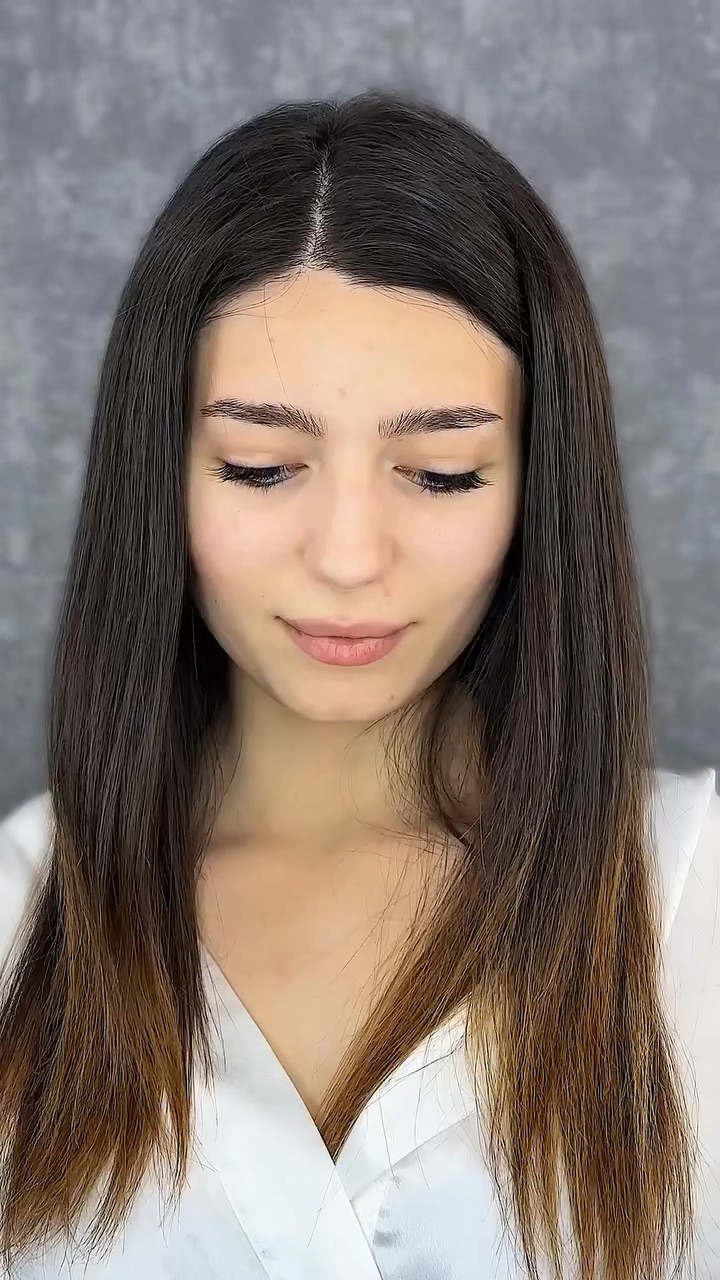 Esmira Make Up