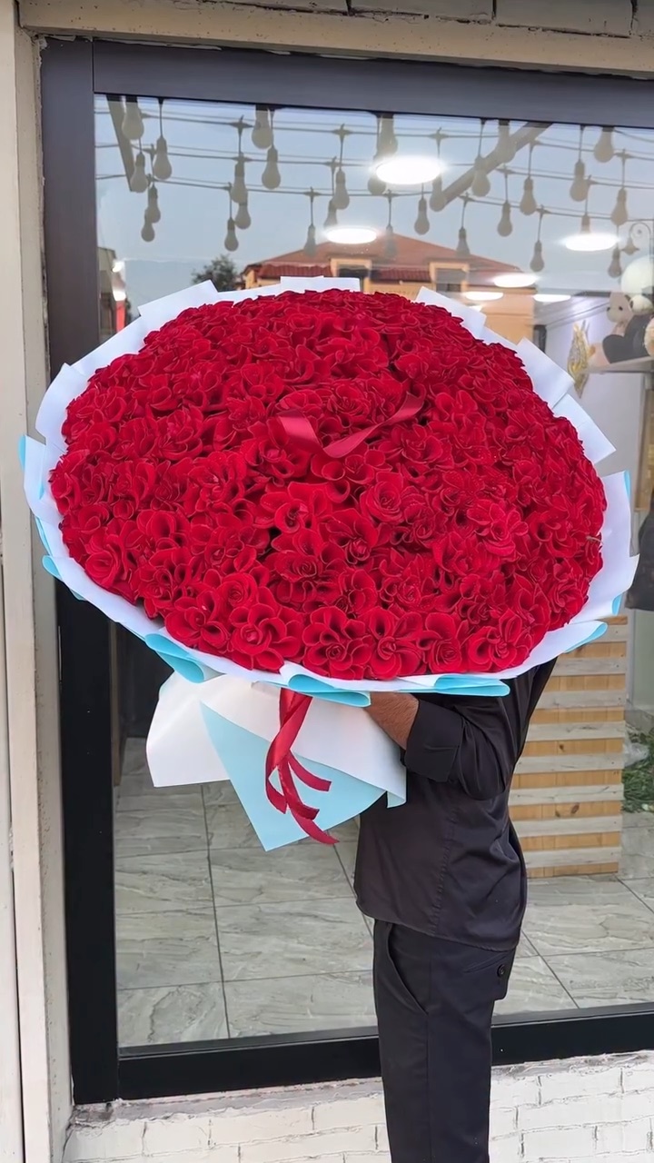 Elizabet Flowers Bouquet