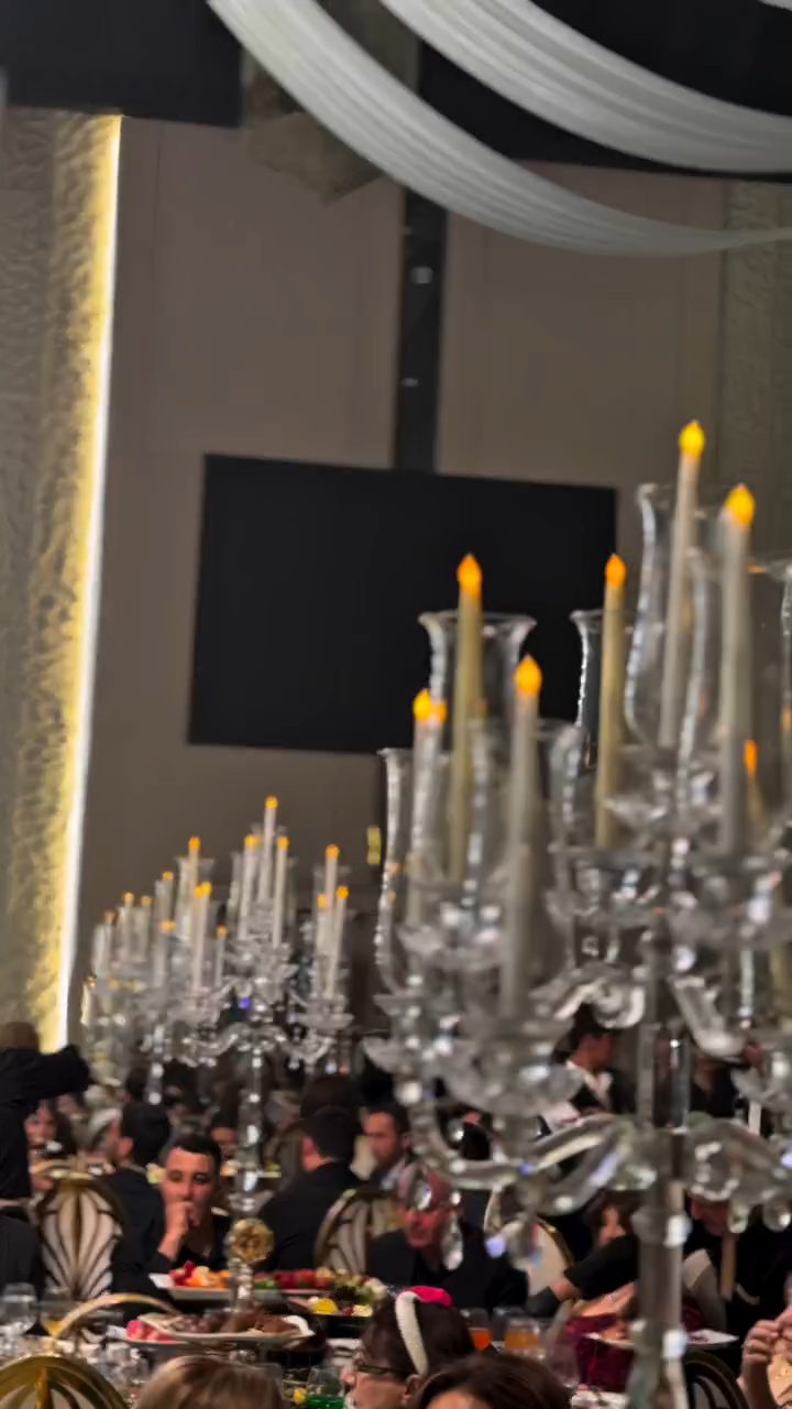 Romance Hall Luxury