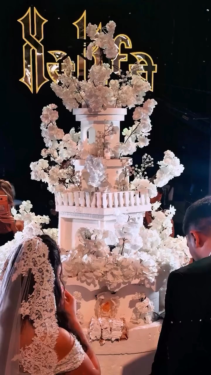 Xəlifə Palace
