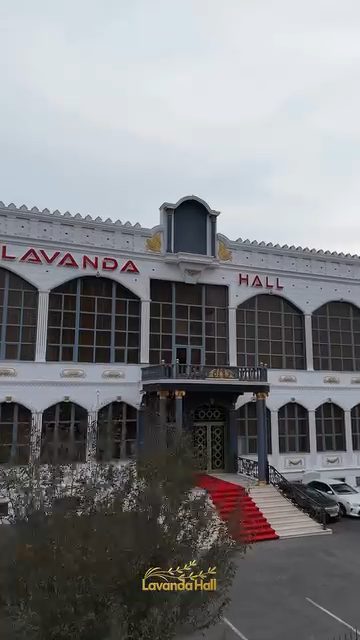 Lavanda Hall