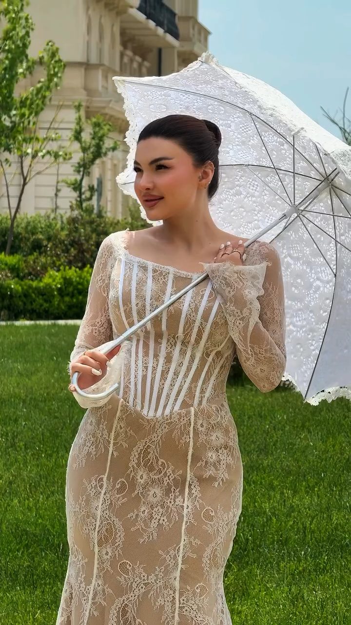 By Naila Couture