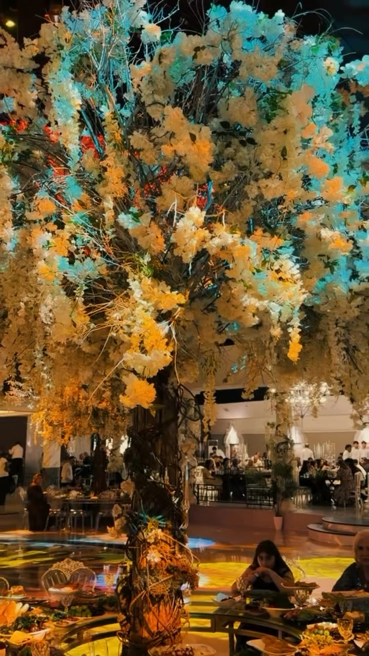 Xarı Bülbül Restoranı