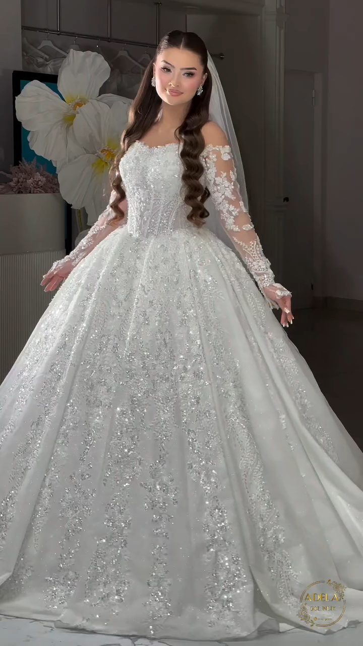 Adela Gəlinlik