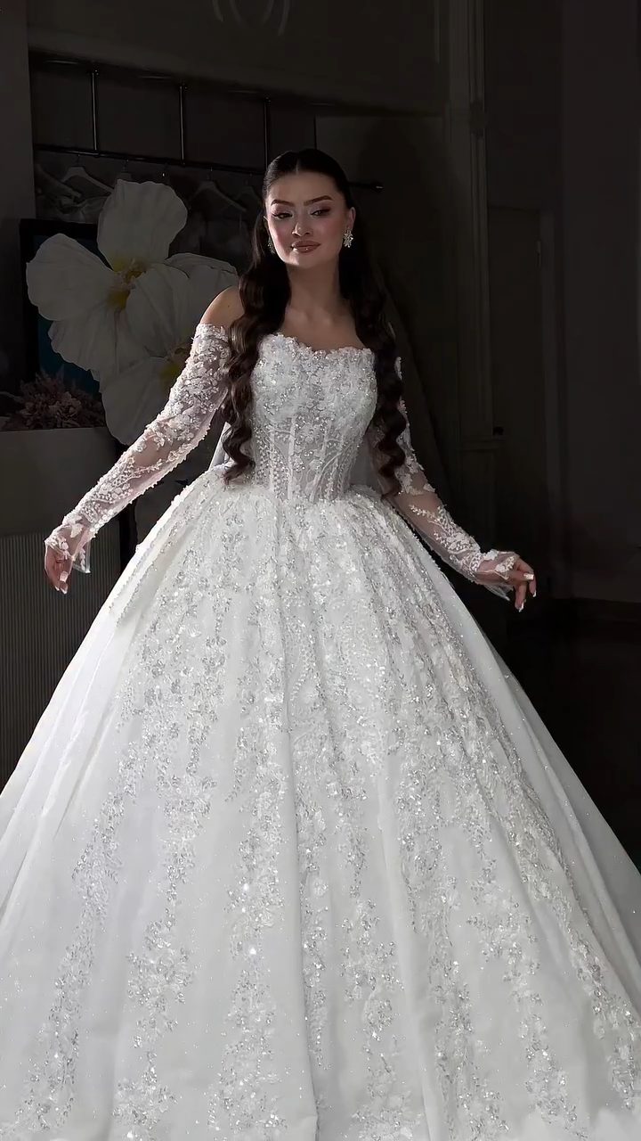 Adela Gəlinlik