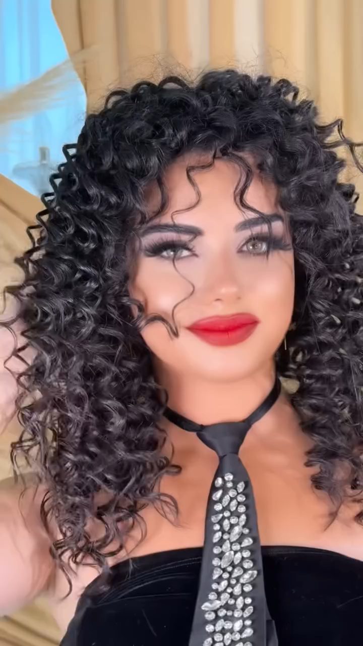 Gəlinlər Məkanı Xalidə