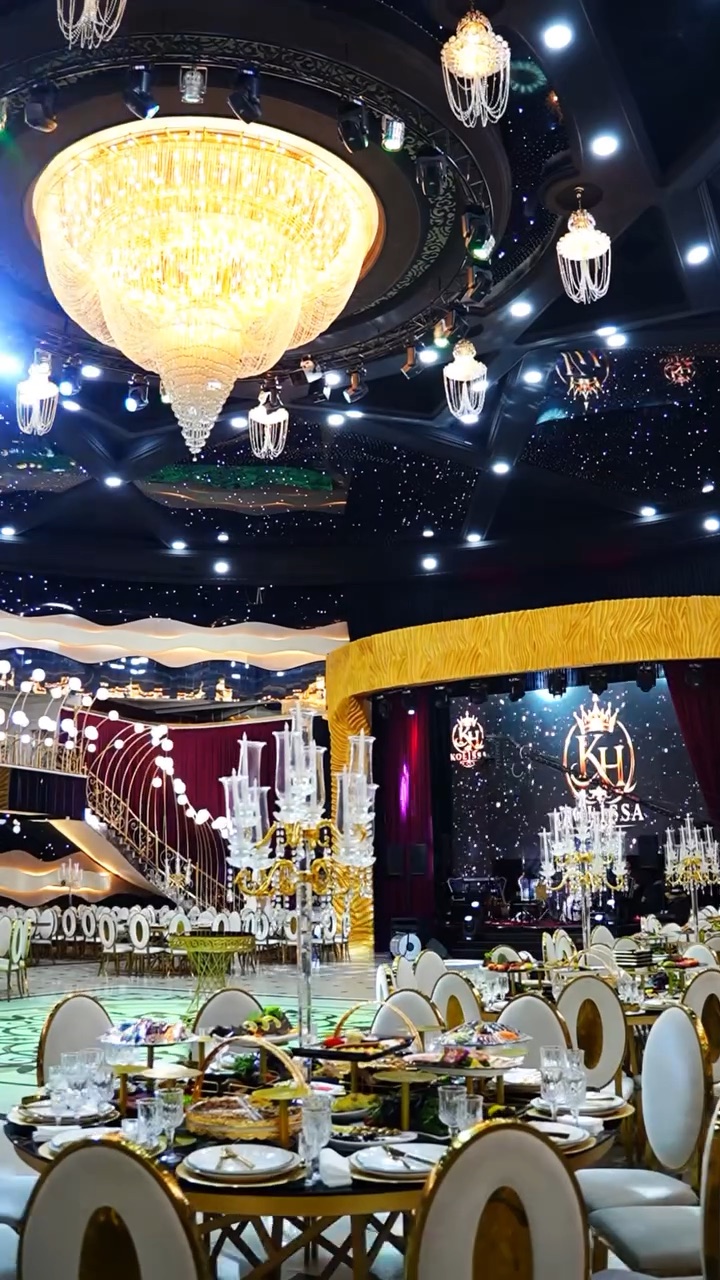Kolissa Hall