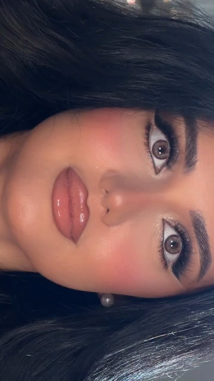 Arzu Make Upp