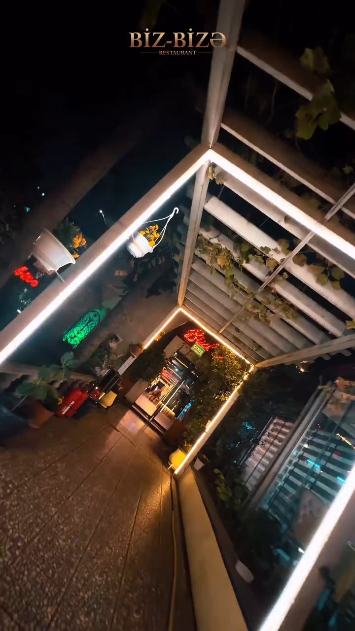 Biz Bizə Restaurant