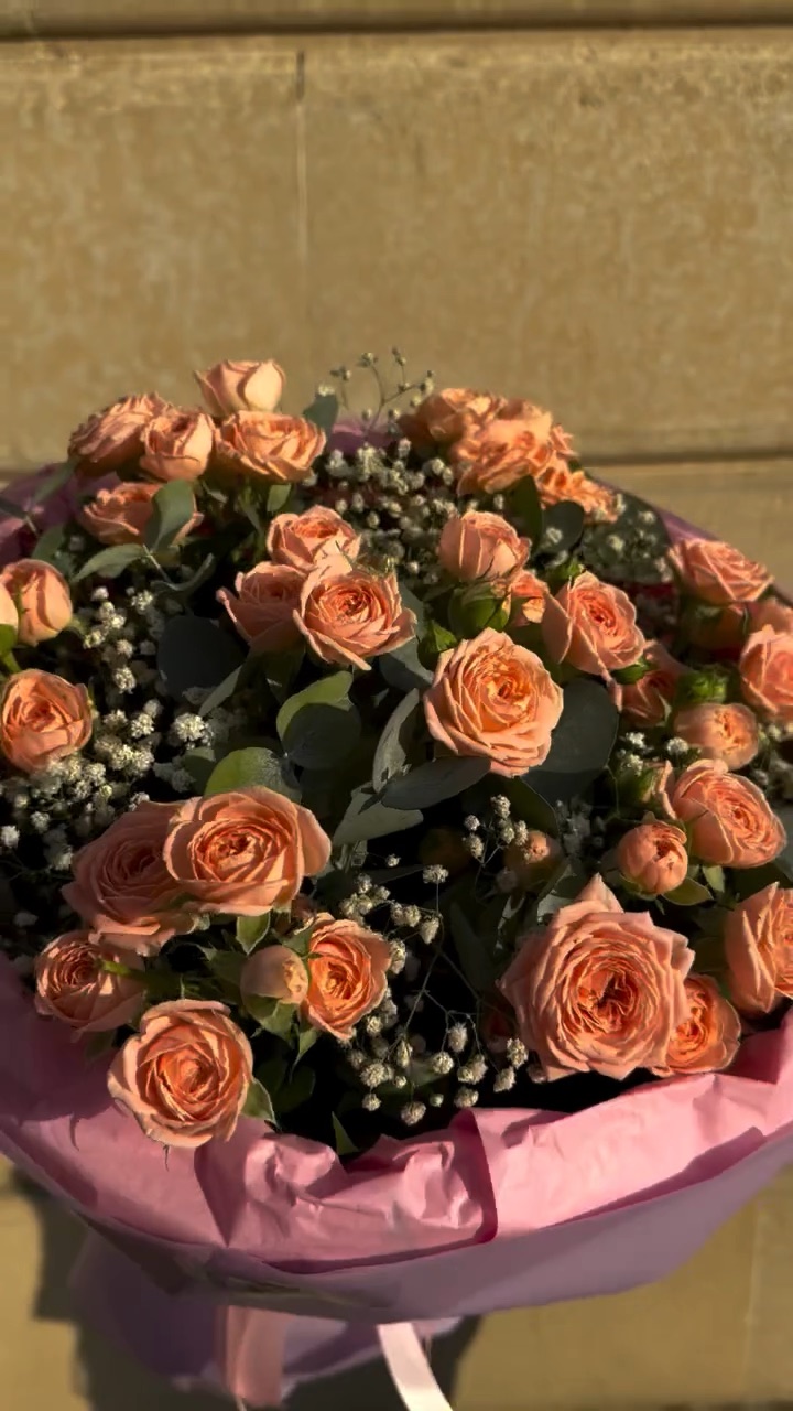 Lavina Flowers
