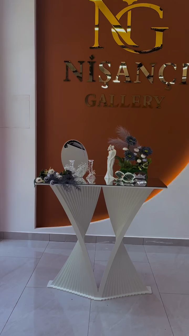 Nişançı Xonça Gallery