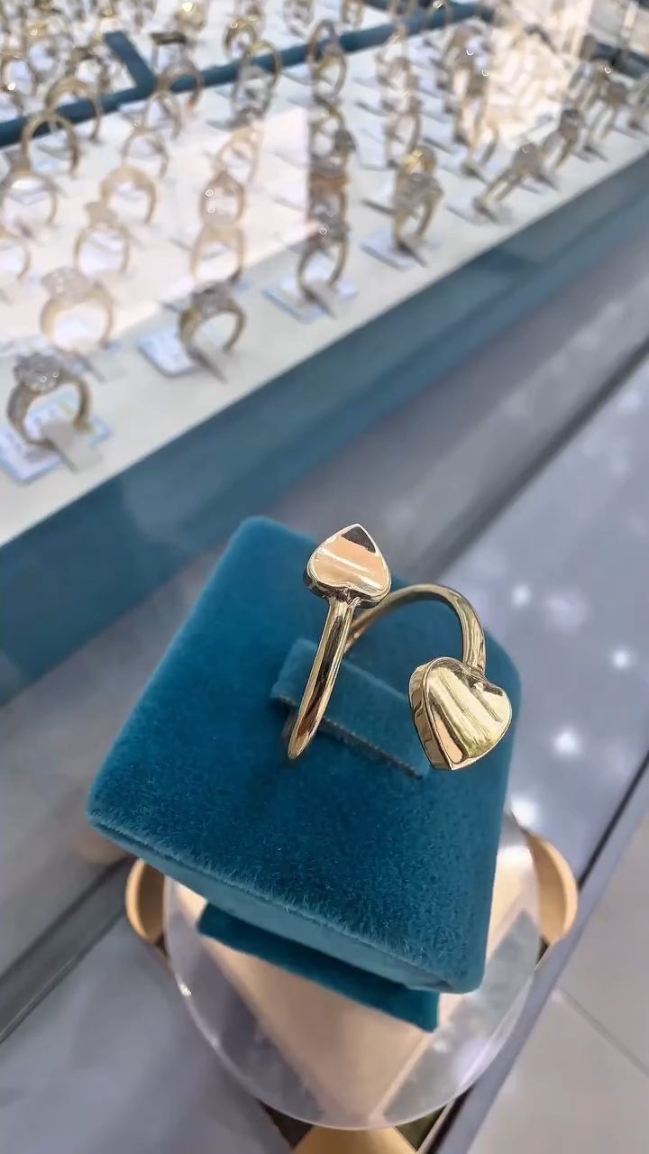 Gold Gallery Mingo