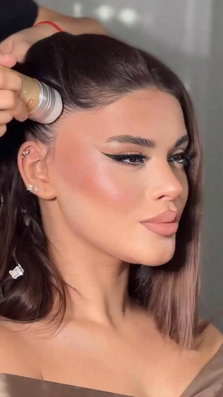 Make Up Aisham