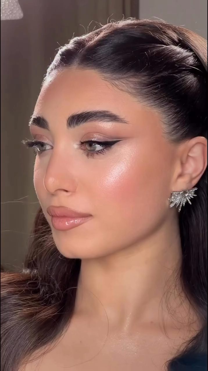 Make Up Seva
