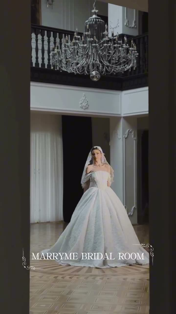 Marry Me Bridal Room