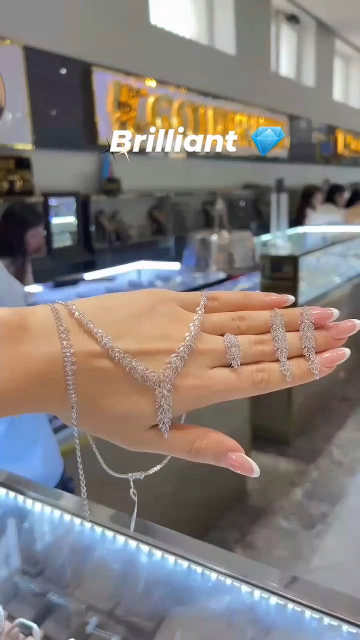Ekarat Toylar Dəstlər
