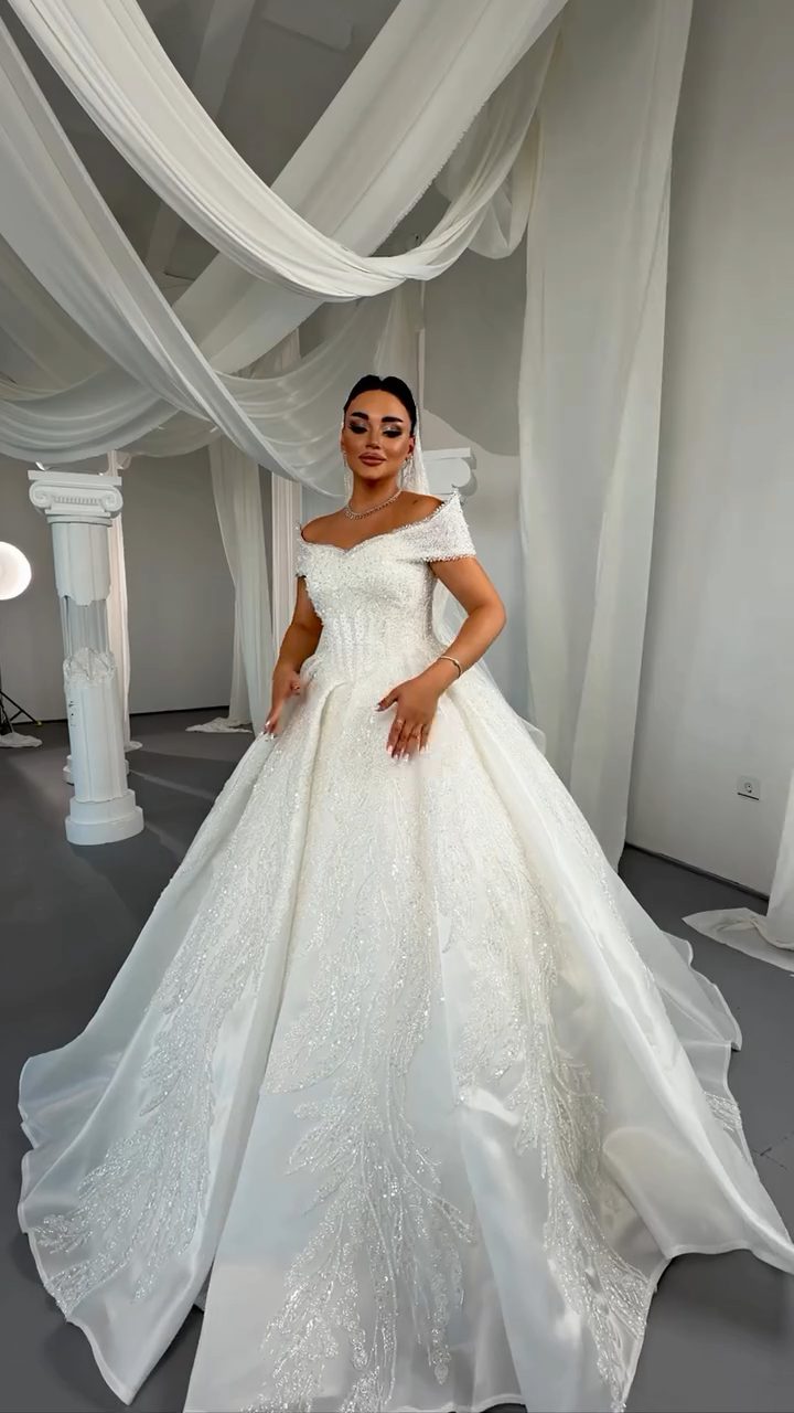 Luana Bridal Room