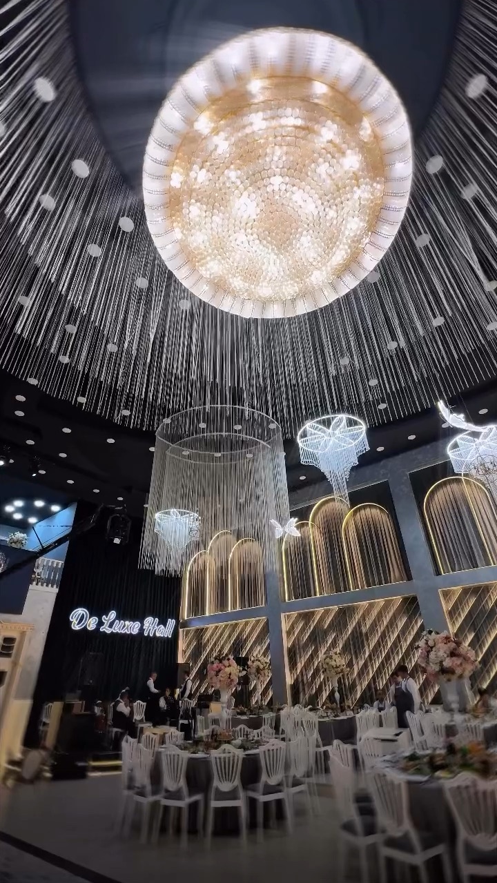 Deluxe Hall