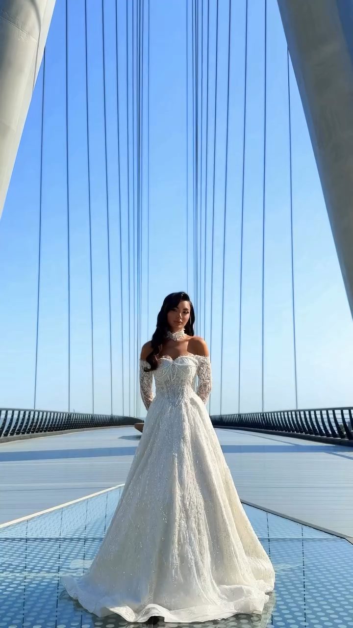 Ozel Wedding