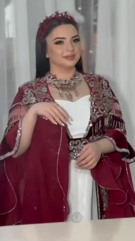 Ay Gözəllik Mərkəzi