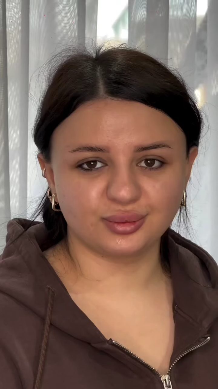Ay Gözəllik Mərkəzi