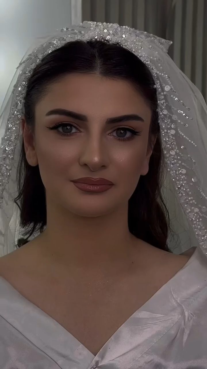 Make Up Gültəkin