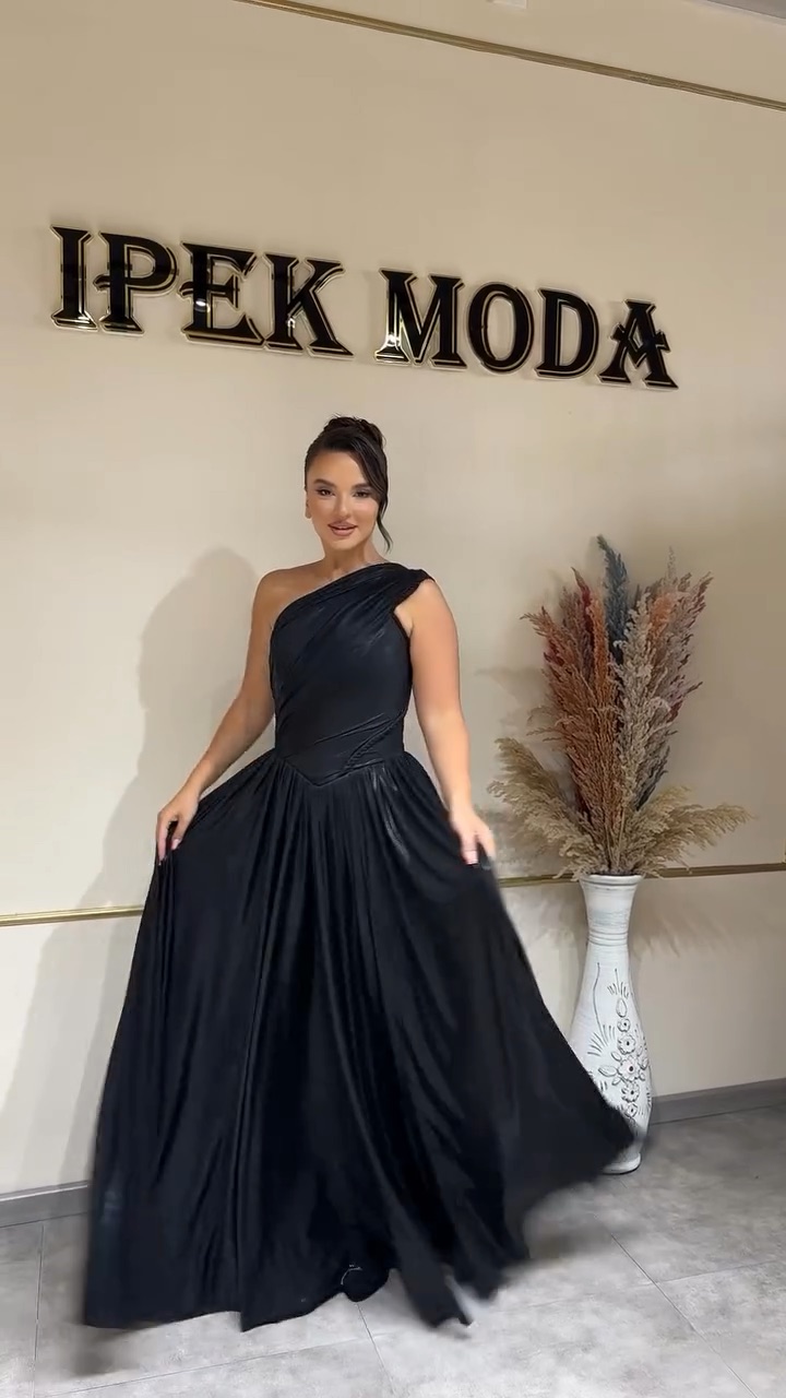 İpək Collections