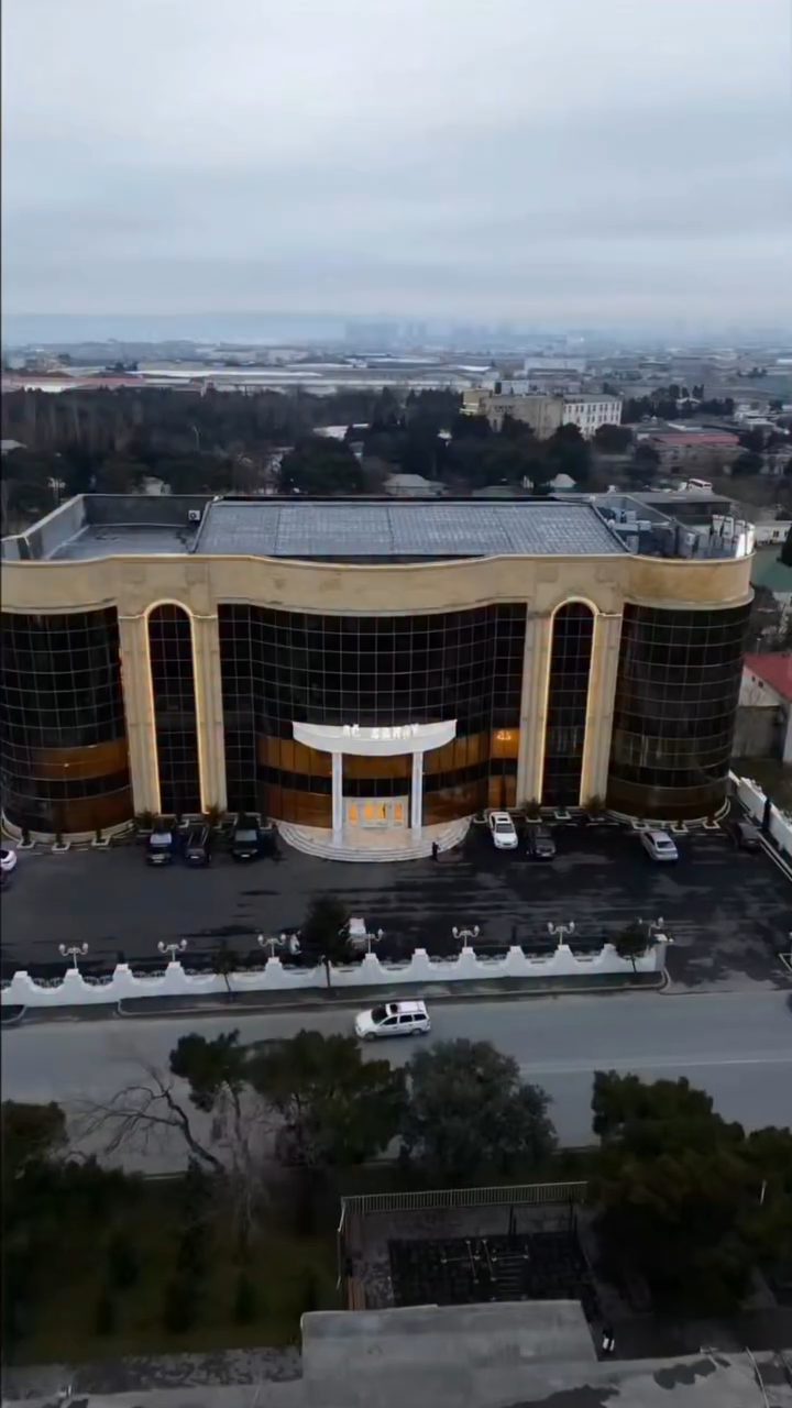 Ağ Saray Hall