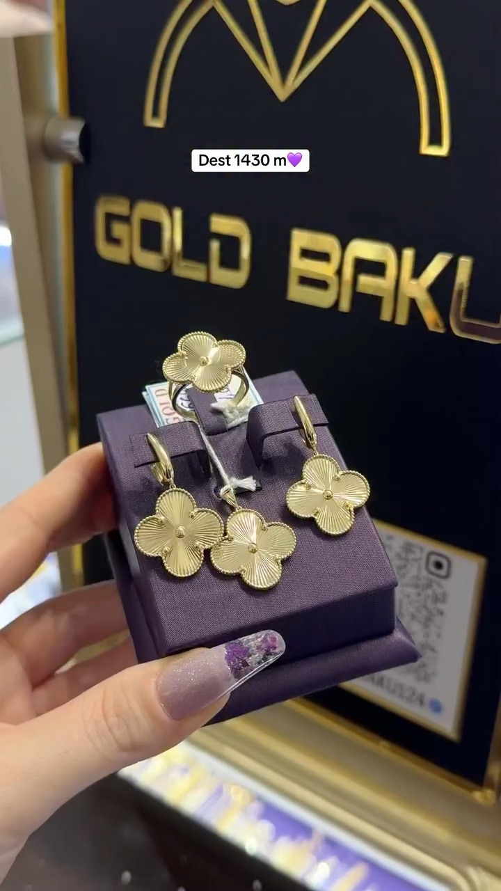 Gold Baku 124