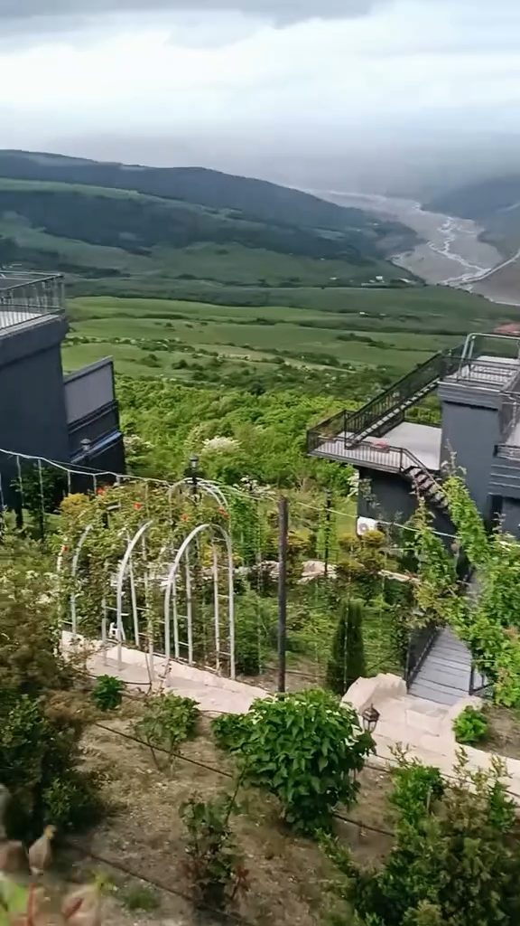 Buludlara Yaxın