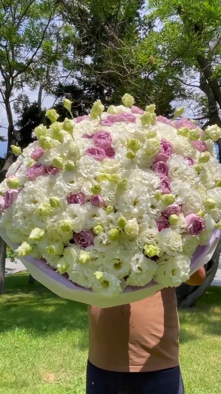 Gül Buketaz