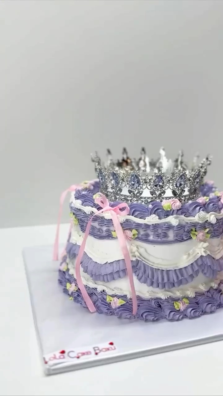 Lola Cake Baku
