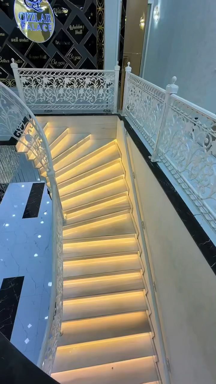 Qızlar Palace