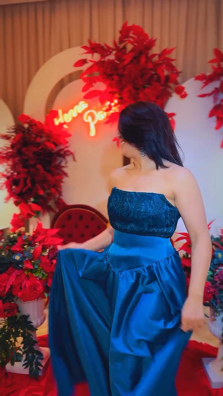 Lola Kirayə Geyimləri